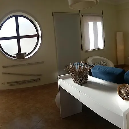 West House Peniche Foz *